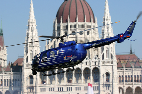 Held on the banks of the Danube river in the center of Budapest, the Race would feature some amazing backdrops - the most prominent of which was the Parliament building, located on the Pest side of the river