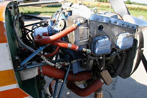 On par with the O-200 is the Cessna Skyhawk's 160 HP Lycoming O-360. Just one in a long line of engines that have powered the 172, the O-360 had replaced the earlier six-cyl 145 HP O-300 and the 160 HP "four pop" O-320, to be in turn replaced by the direct injection IO-360s of today's 172R (160 HP) and 172SP (180 HP)