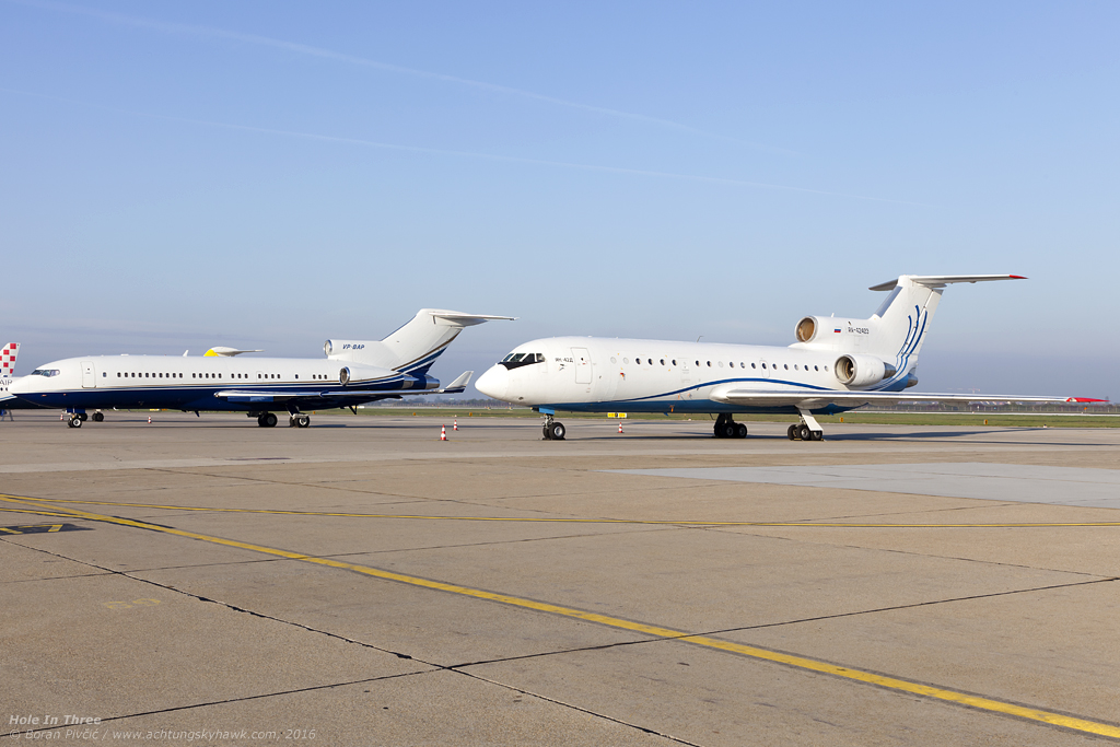 Boeing 727 – Achtung, Skyhawk!